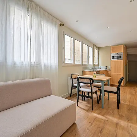 Apartmán Moderne Centre 2 *